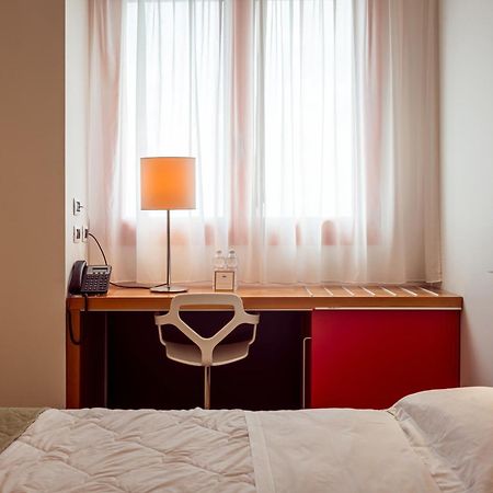 New Ipoint Hotel San Giovanni in Persiceto Eksteriør billede