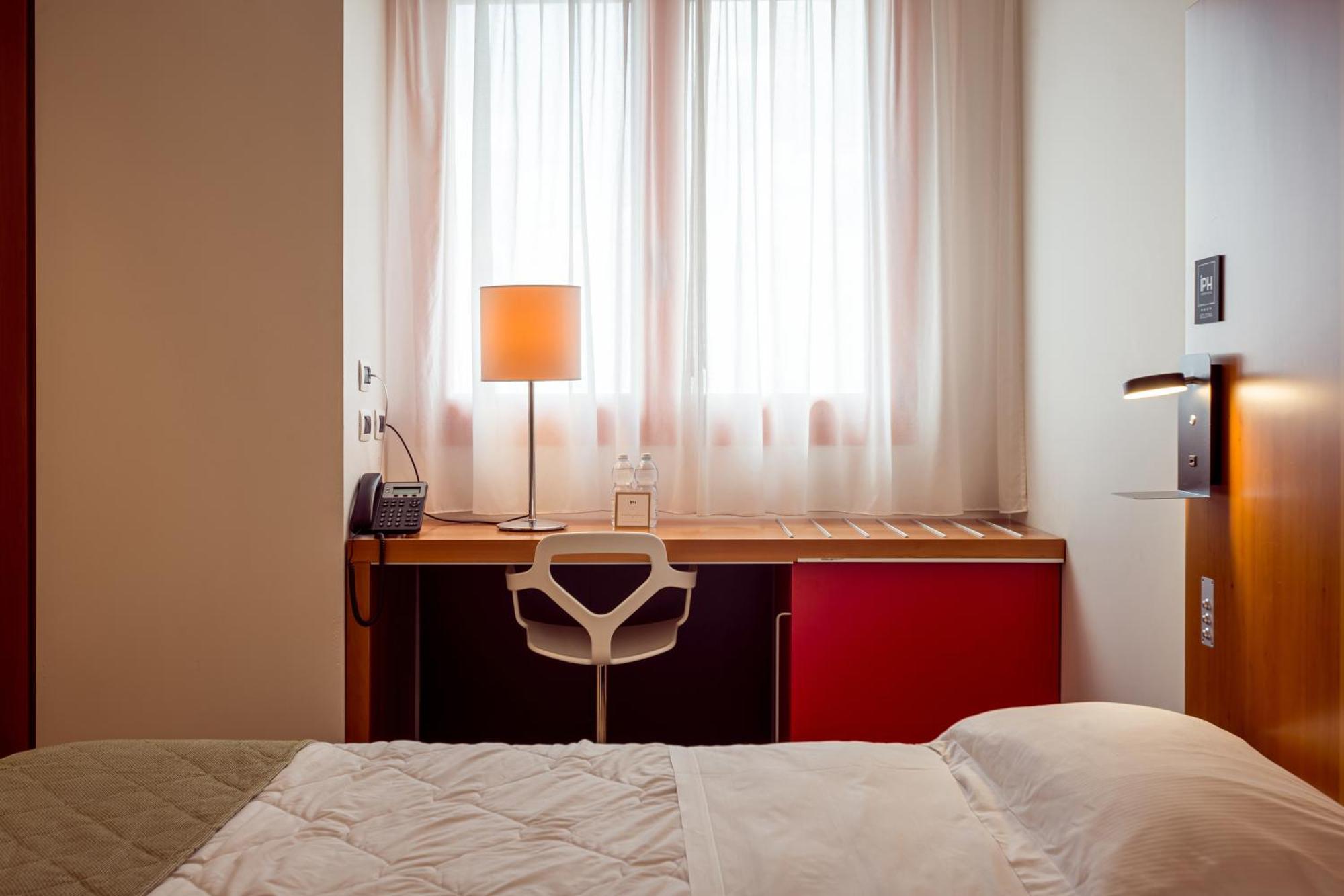 New Ipoint Hotel San Giovanni in Persiceto Eksteriør billede