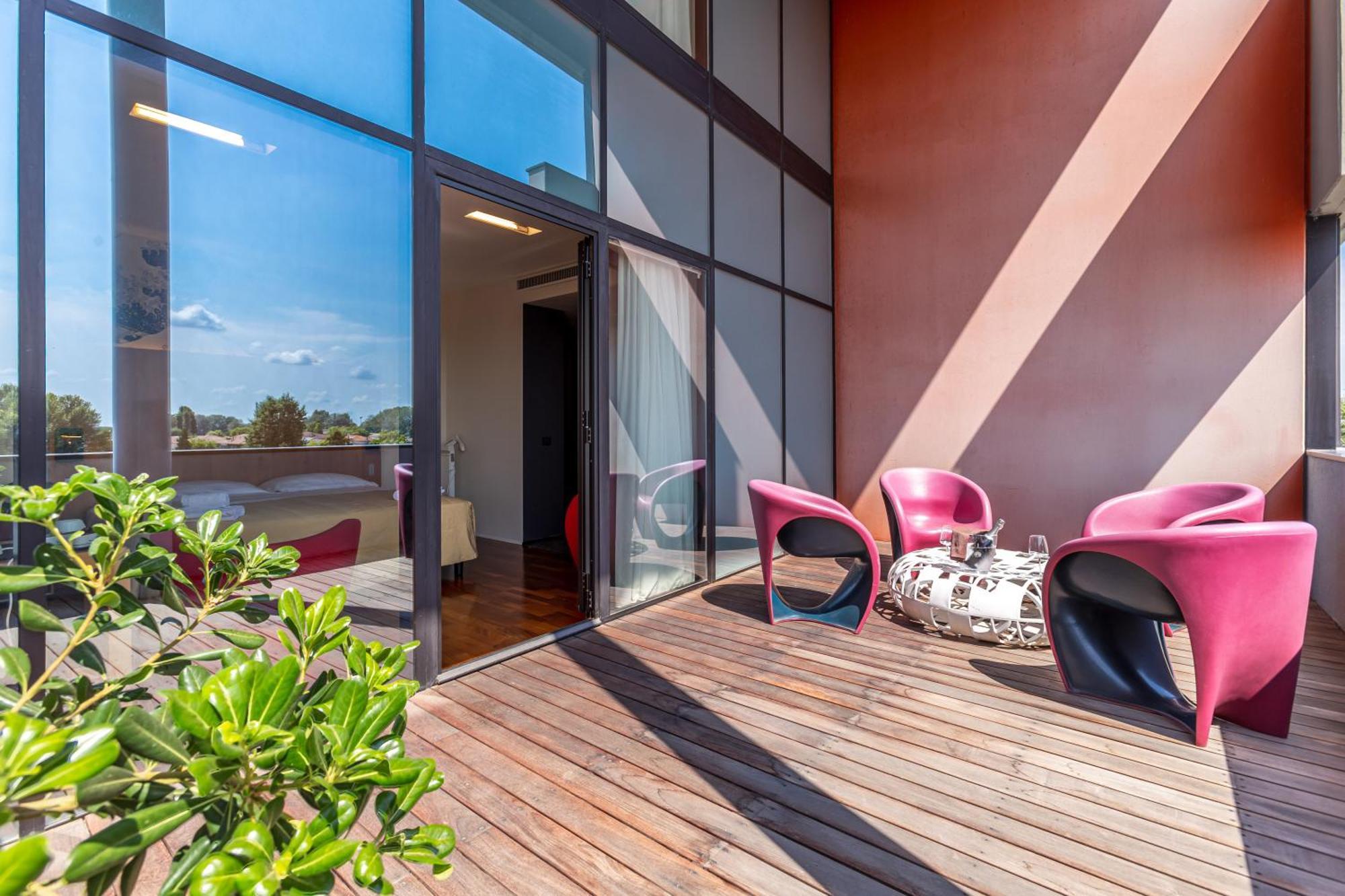 New Ipoint Hotel San Giovanni in Persiceto Eksteriør billede