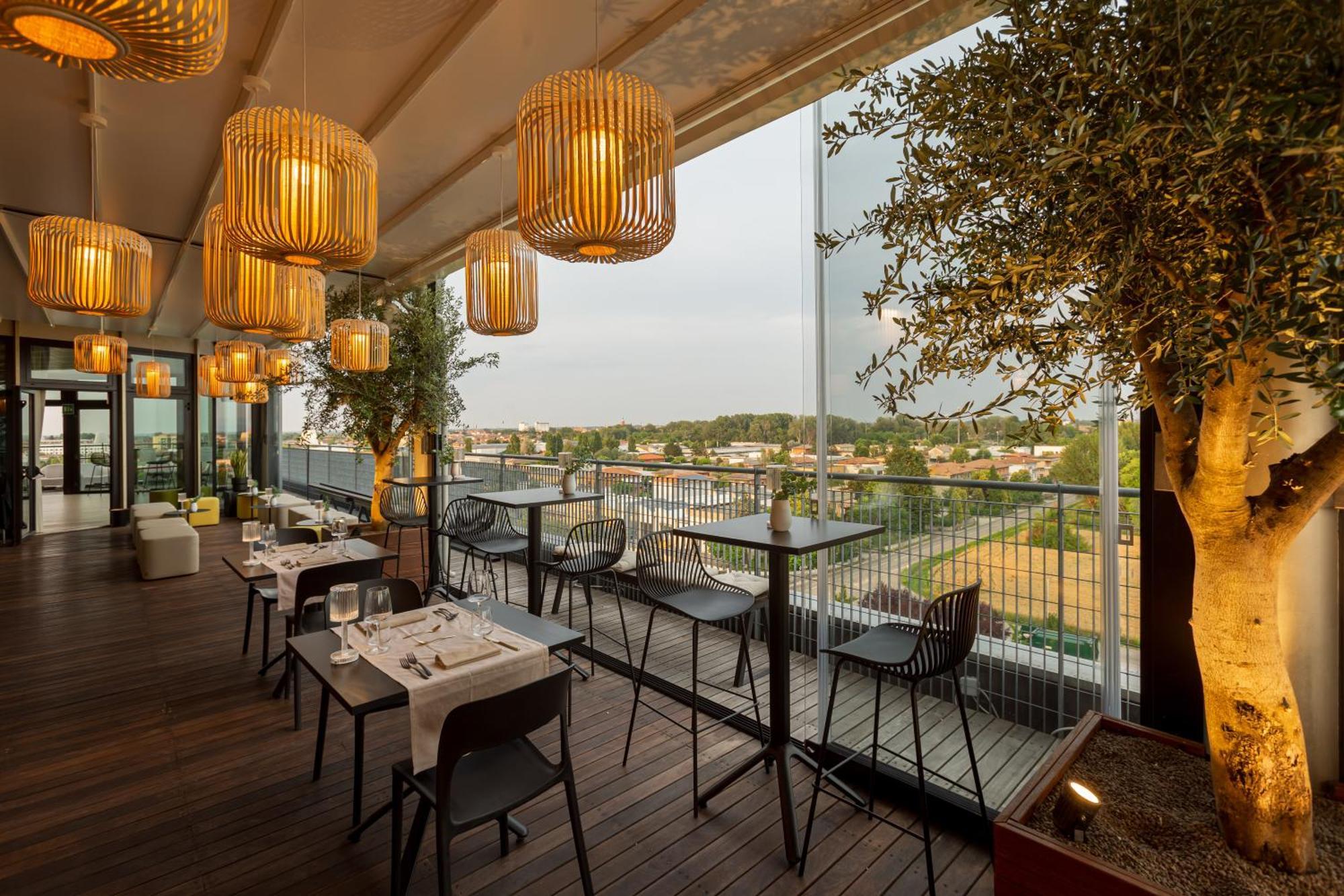 New Ipoint Hotel San Giovanni in Persiceto Eksteriør billede